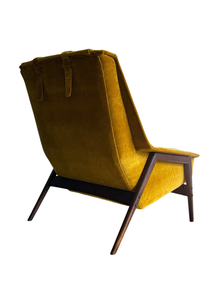 Folke Ohlsson for Dux Lounge Chair - Rear View with Strap Detail