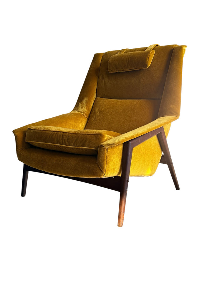 Folke Ohlsson for Dux Lounge Chair - Three Quarter Right Low