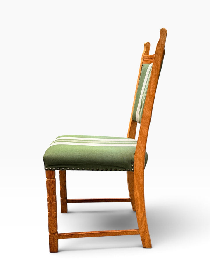 Oak dining chair, side profile