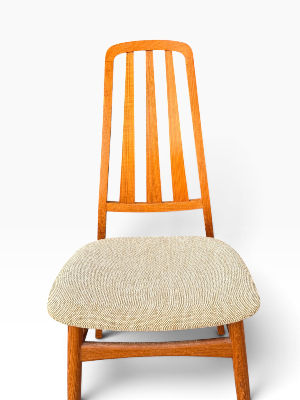 Close-up of slatted teak back and upholstered seat