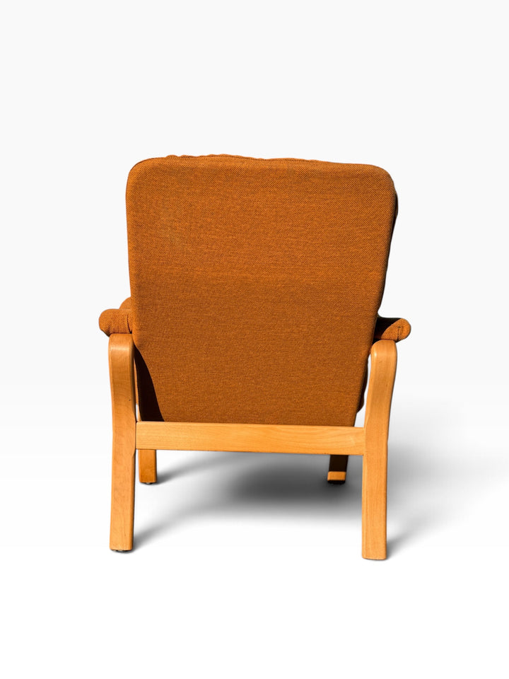 Back view of bentwood lounge chair