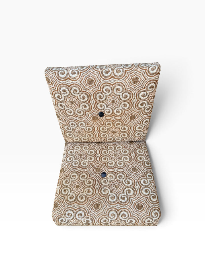 Button-tufted seat and back from above