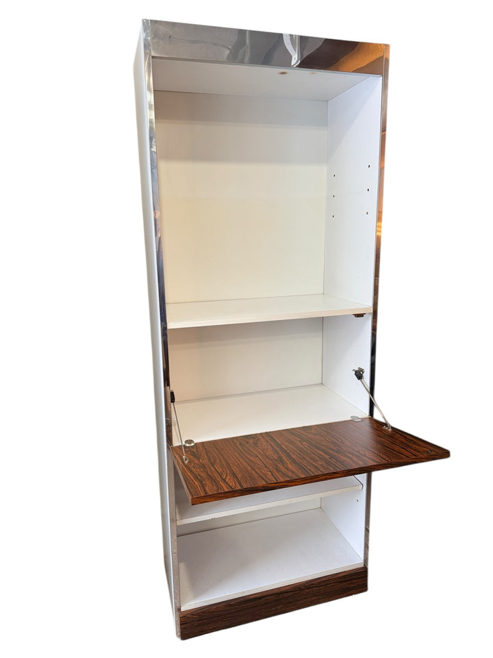 Bay with upper drop-front open